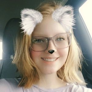 Meet your Posher, Rebecca
